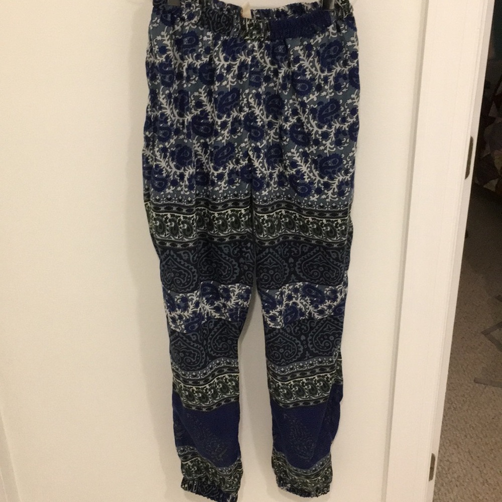 Loose Joggers/ Pants